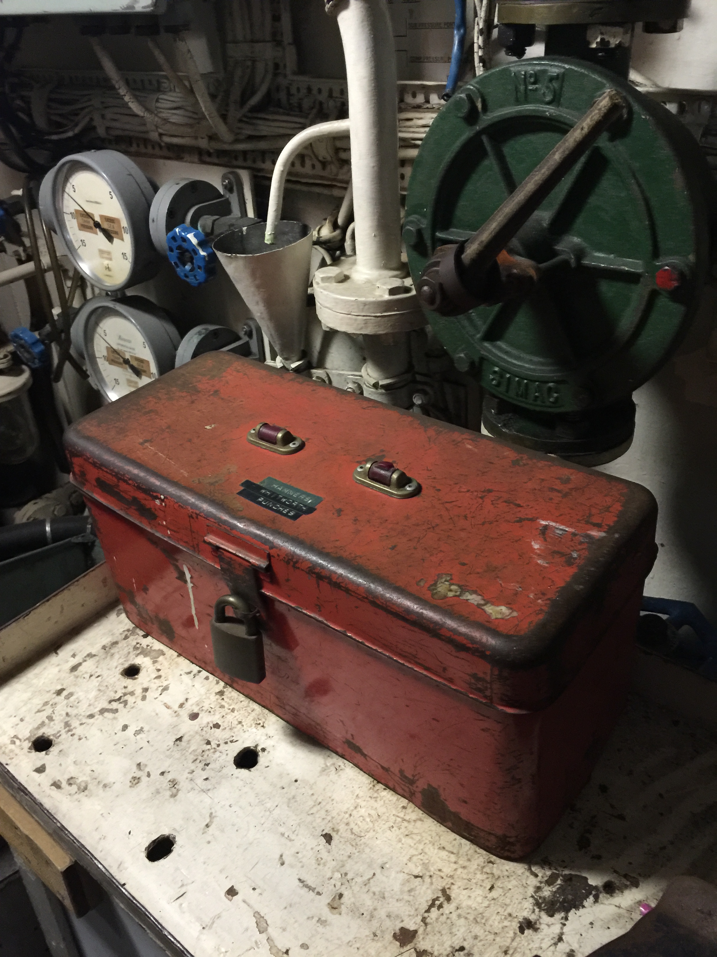 D7F0E06A-DCC7-44F7-8F4C-9E5CCB19F1FB